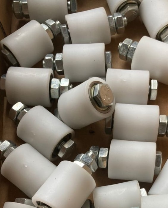 1 1/4 NYLON BEARING Ming Kok